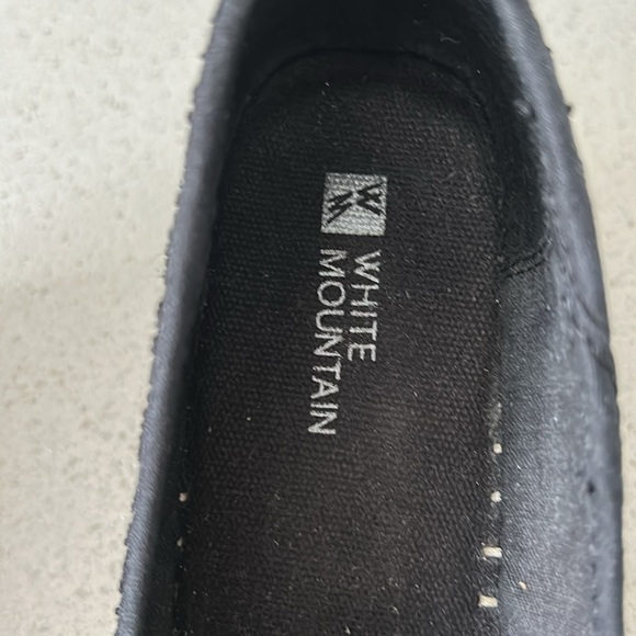 White Mountain Brocade Wedge Espadrilles - Picture 9 of 10